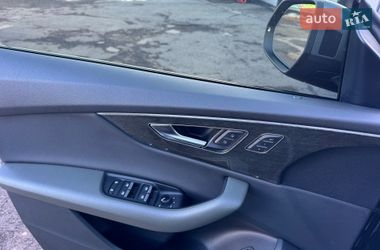 Позашляховик / Кросовер Audi Q8 2018 в Тернополі фото 12 Позашляховик / Кросовер Audi Q8 2018 в Тернополі