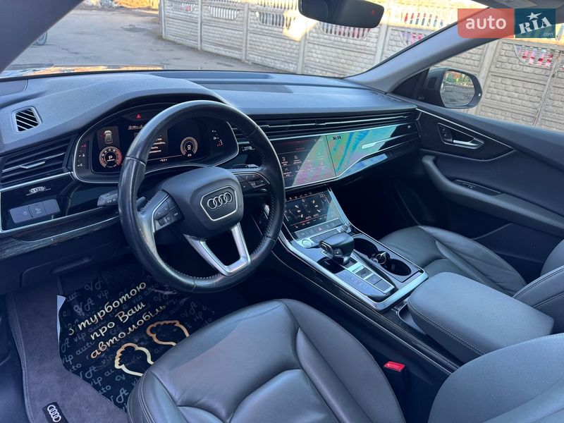 Позашляховик / Кросовер Audi Q8 2018 в Тернополі
