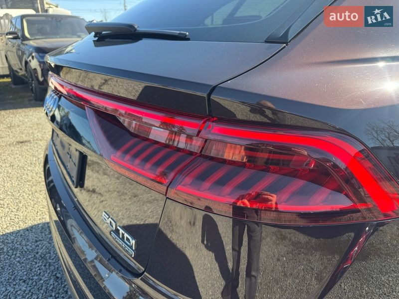 Позашляховик / Кросовер Audi Q8 2019 в Тернополі