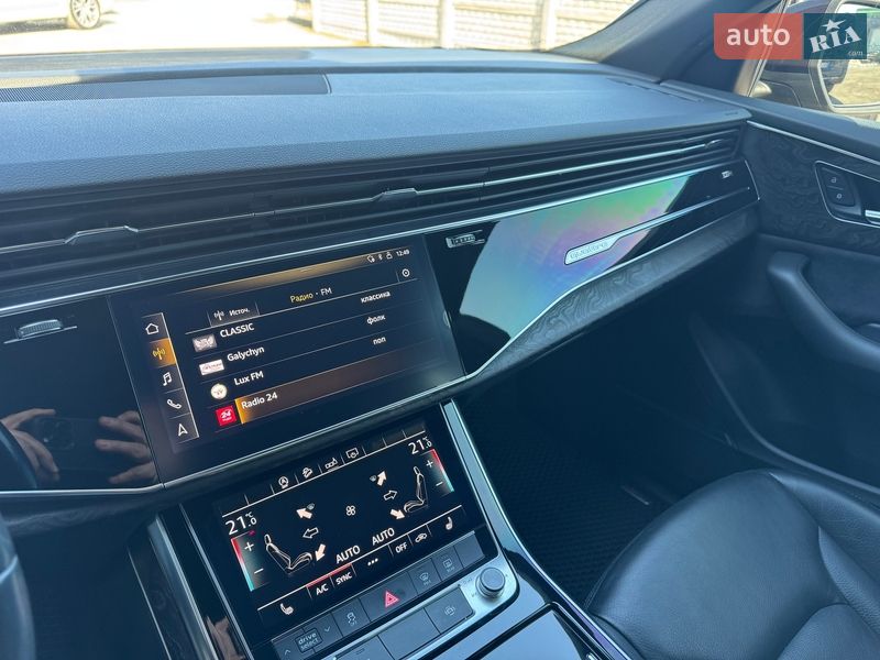 Позашляховик / Кросовер Audi Q8 2019 в Тернополі