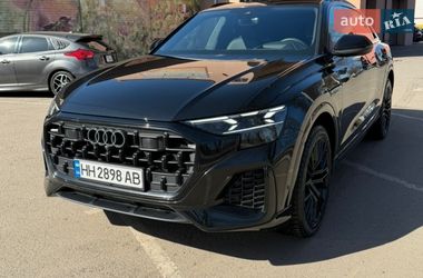 Внедорожник / Кроссовер Audi Q8 2023 в Дубно