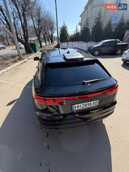 Внедорожник / Кроссовер Audi Q8 2023 в Дубно