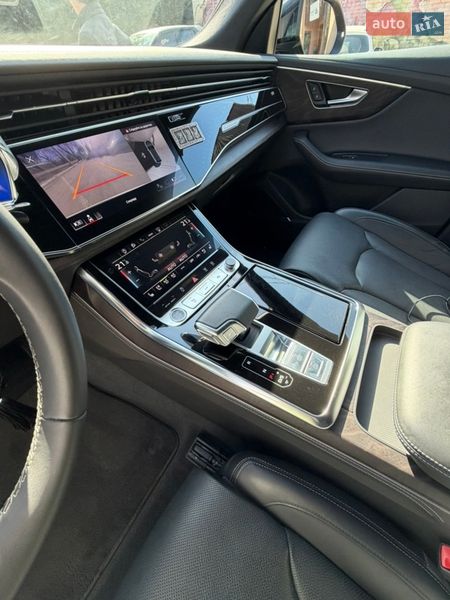 Внедорожник / Кроссовер Audi Q8 2023 в Дубно