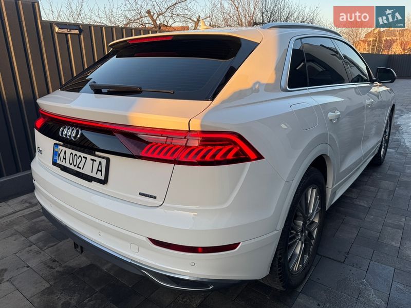 Позашляховик / Кросовер Audi Q8 2018 в Києві