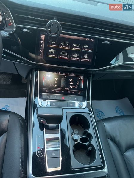 Позашляховик / Кросовер Audi Q8 2018 в Києві