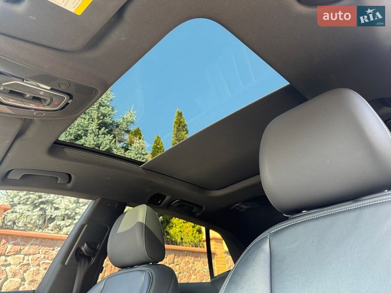 Позашляховик / Кросовер Audi Q8 2018 в Києві