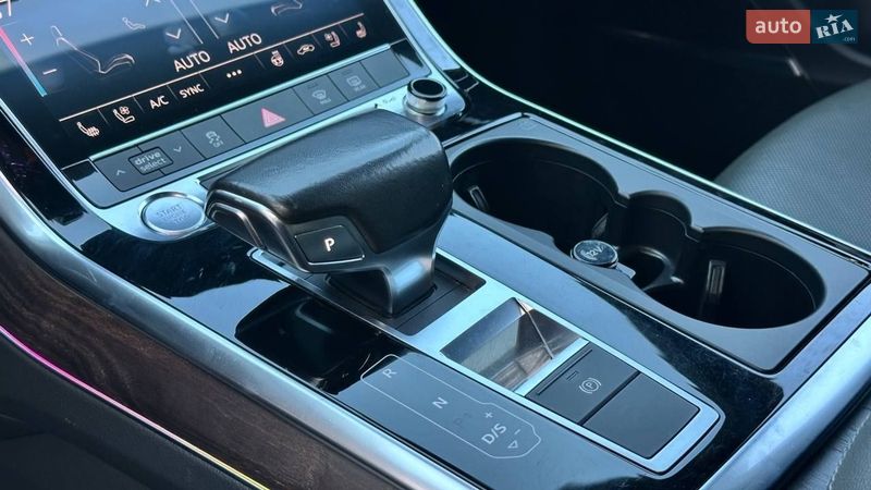 Внедорожник / Кроссовер Audi Q8 2019 в Луцке