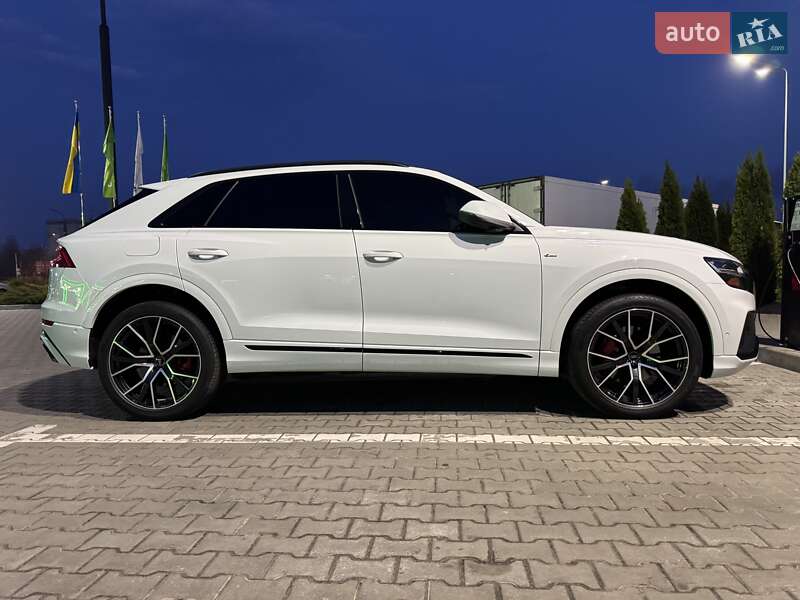 Audi Q8 2019