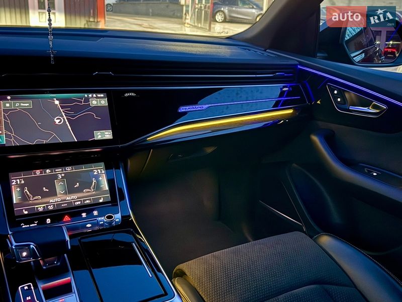 Внедорожник / Кроссовер Audi Q8 2021 в Черновцах