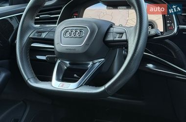 Внедорожник / Кроссовер Audi Q8 2021 в Черновцах
