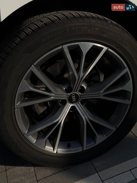 Позашляховик / Кросовер Audi Q8 2020 в Тернополі фото 14 Позашляховик / Кросовер Audi Q8 2020 в Тернополі