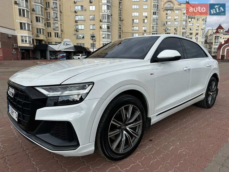 Внедорожник / Кроссовер Audi Q8 2019 в Киеве