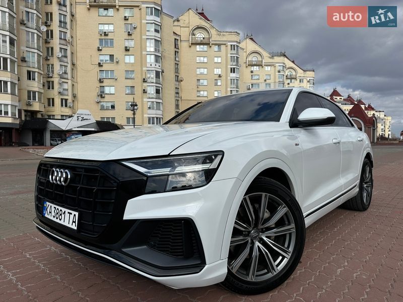 Внедорожник / Кроссовер Audi Q8 2019 в Киеве