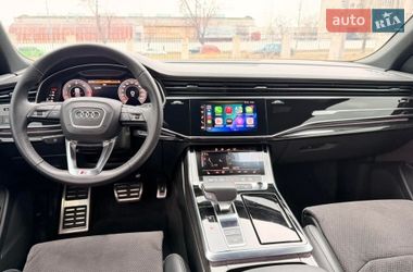 Внедорожник / Кроссовер Audi Q8 2019 в Киеве