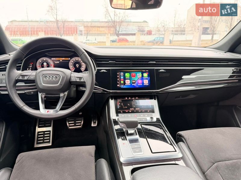 Внедорожник / Кроссовер Audi Q8 2019 в Киеве
