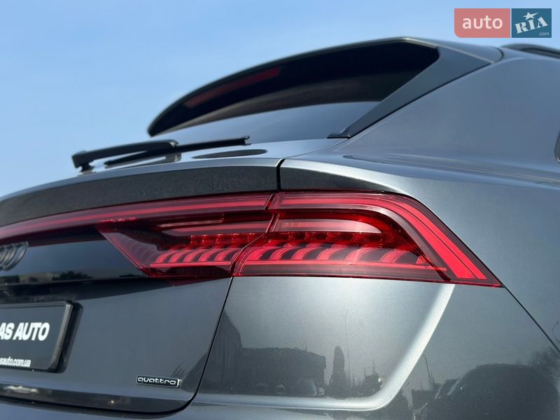 Позашляховик / Кросовер Audi Q8 2018 в Львові