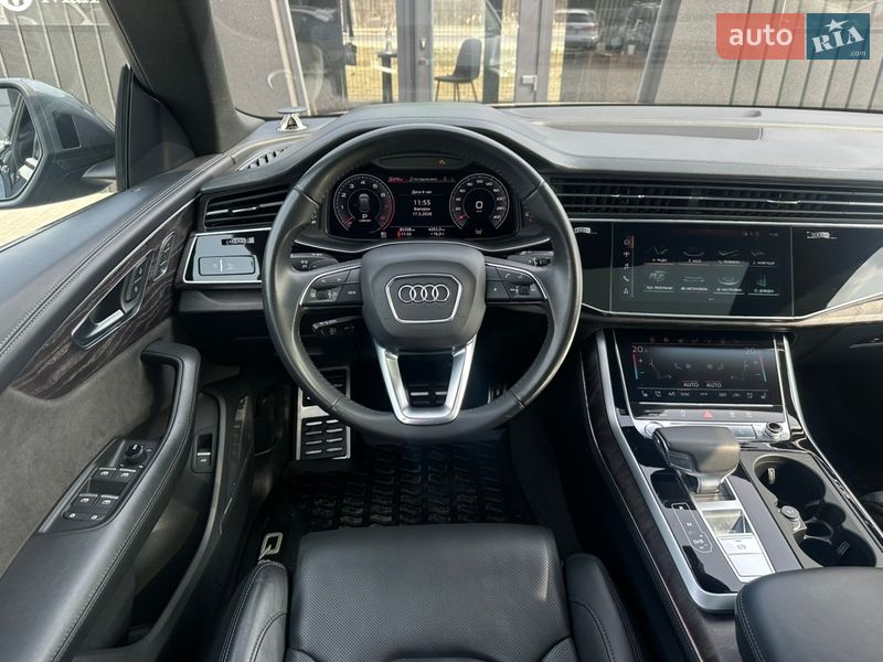 Позашляховик / Кросовер Audi Q8 2018 в Львові