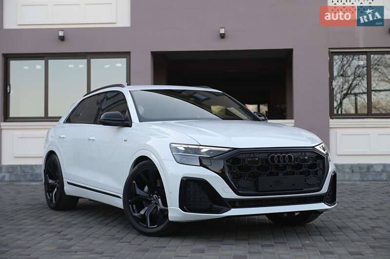 2026 Audi Q8, VIN WAUZZZF10TD025413:plate — фото 1 (autoria)