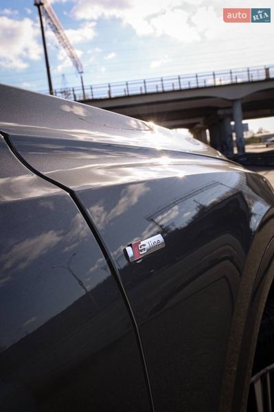 Внедорожник / Кроссовер Audi Q8 2018 в Одессе фото 14 Внедорожник / Кроссовер Audi Q8 2018 в Одессе