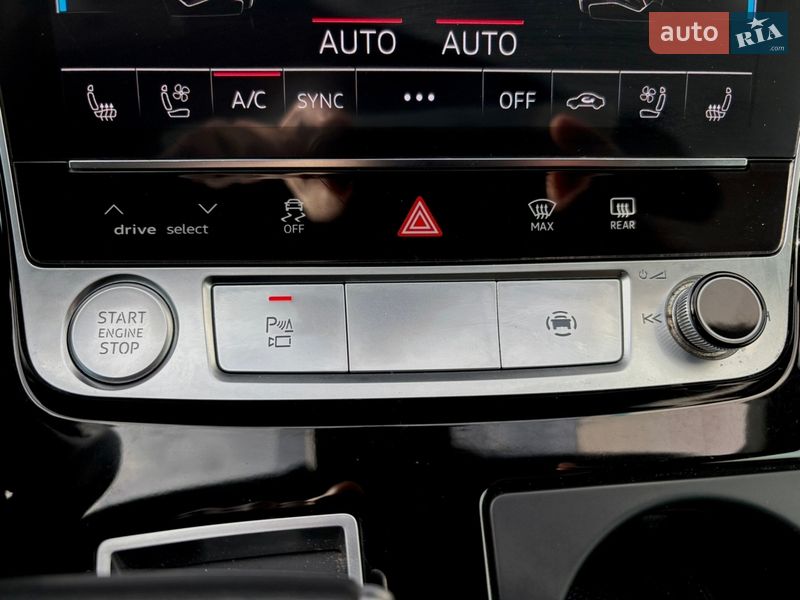 Внедорожник / Кроссовер Audi Q8 2020 в Киеве