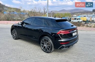 Позашляховик / Кросовер Audi Q8 2020 в Мукачевому