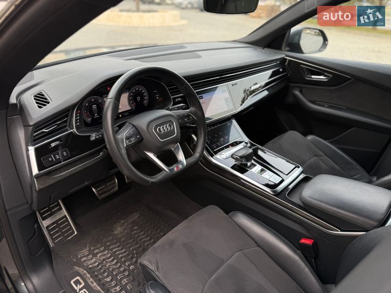 Позашляховик / Кросовер Audi Q8 2018 в Львові