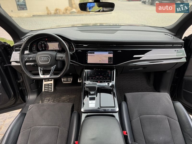 Позашляховик / Кросовер Audi Q8 2018 в Львові