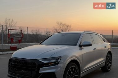Позашляховик / Кросовер Audi Q8 2020 в Полтаві
