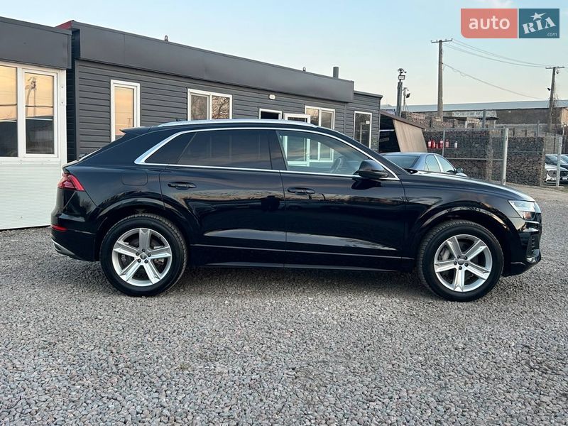 Позашляховик / Кросовер Audi Q8 2018 в Одесі фото 4 Позашляховик / Кросовер Audi Q8 2018 в Одесі