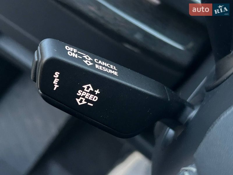 Позашляховик / Кросовер Audi Q8 2018 в Одесі фото 21 Позашляховик / Кросовер Audi Q8 2018 в Одесі