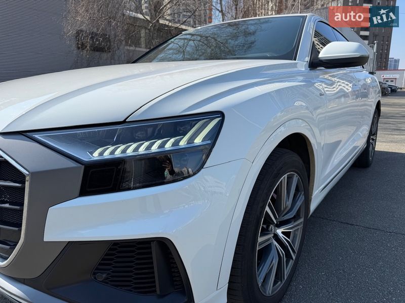 Внедорожник / Кроссовер Audi Q8 2019 в Киеве