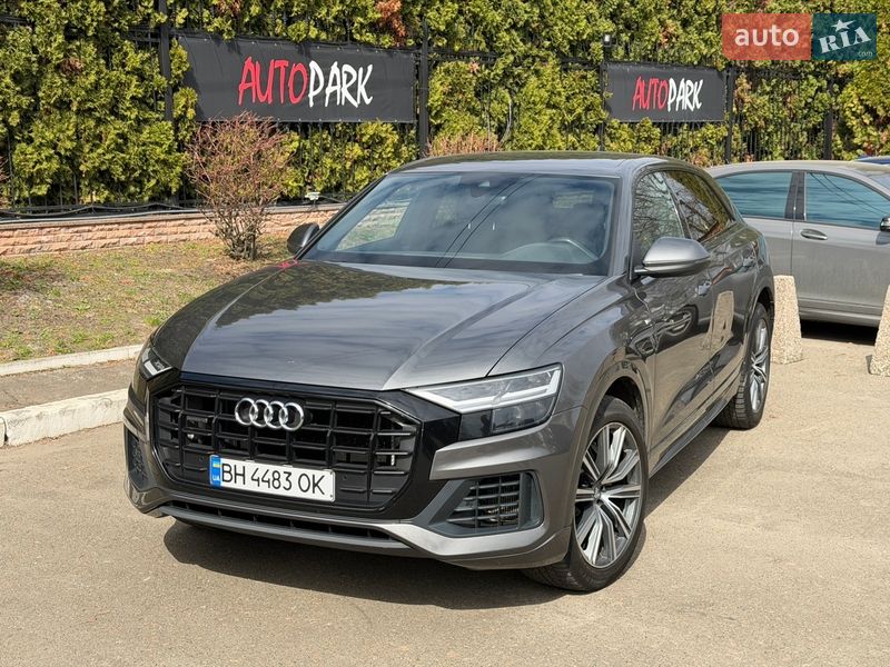 Внедорожник / Кроссовер Audi Q8 2018 в Киеве