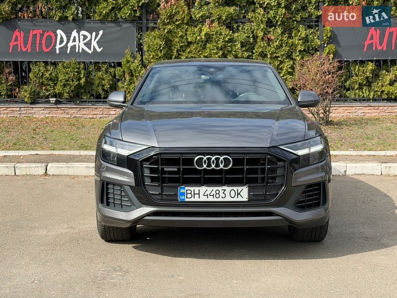 Внедорожник / Кроссовер Audi Q8 2018 в Киеве