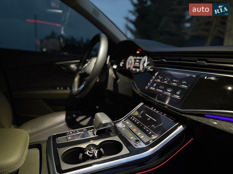 Внедорожник / Кроссовер Audi Q8 2019 в Львове фото 42 Внедорожник / Кроссовер Audi Q8 2019 в Львове