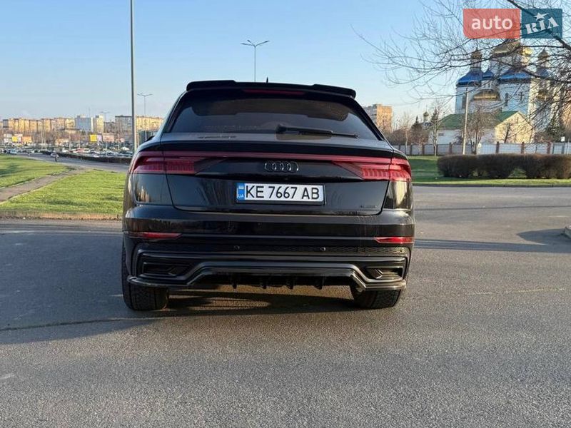 Внедорожник / Кроссовер Audi Q8 2018 в Кривом Роге