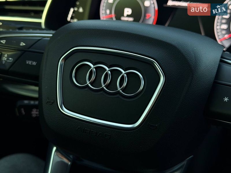 Внедорожник / Кроссовер Audi Q8 2018 в Кривом Роге