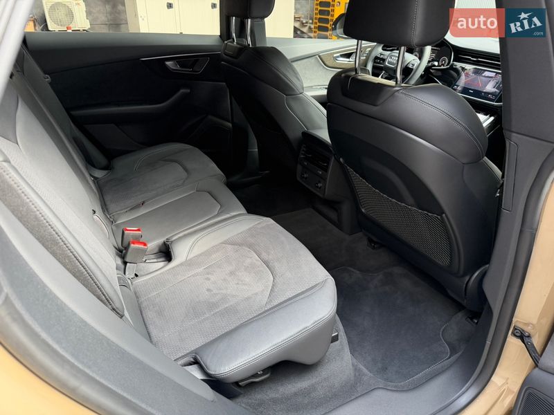 Внедорожник / Кроссовер Audi Q8 2025 в Киеве фото 70 Внедорожник / Кроссовер Audi Q8 2025 в Киеве