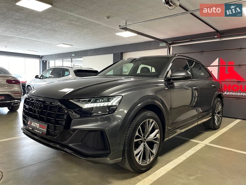 Внедорожник / Кроссовер Audi Q8 2023 в Львове