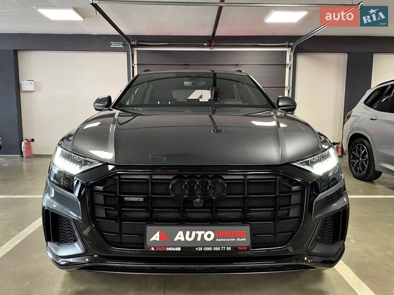 Внедорожник / Кроссовер Audi Q8 2023 в Львове