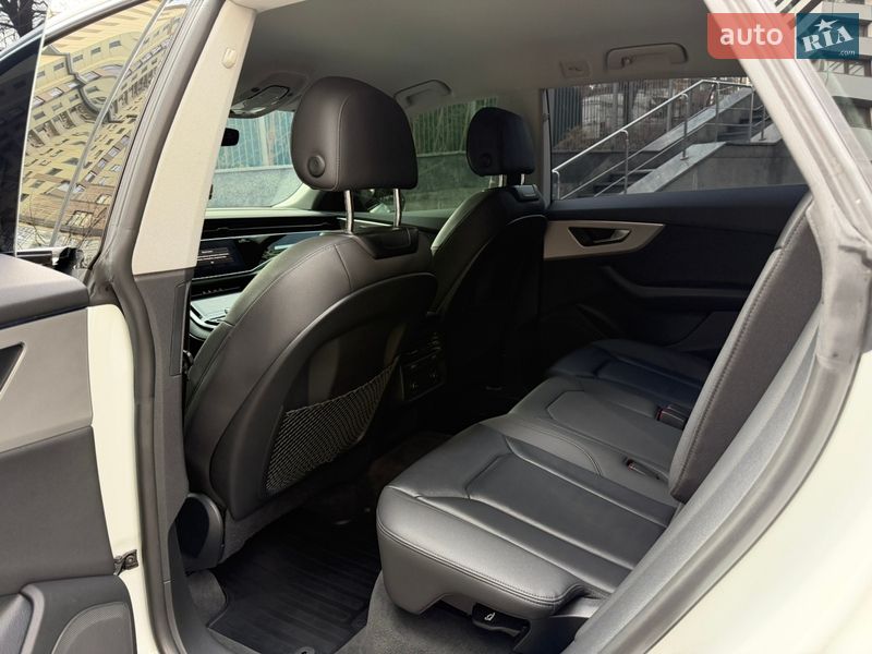 Внедорожник / Кроссовер Audi Q8 2020 в Киеве фото 16 Внедорожник / Кроссовер Audi Q8 2020 в Киеве