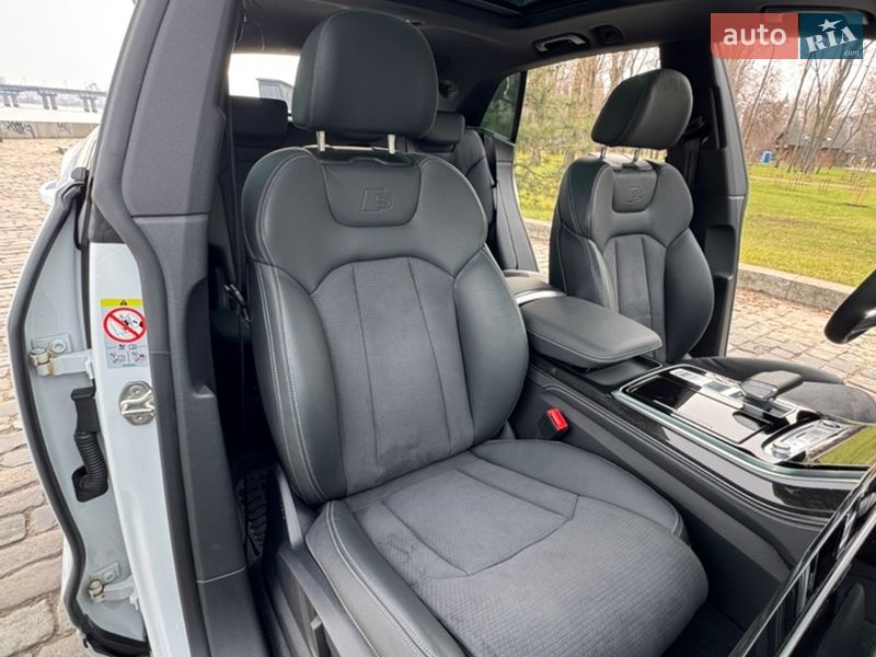 Внедорожник / Кроссовер Audi Q8 2023 в Киеве фото 18 Внедорожник / Кроссовер Audi Q8 2023 в Киеве