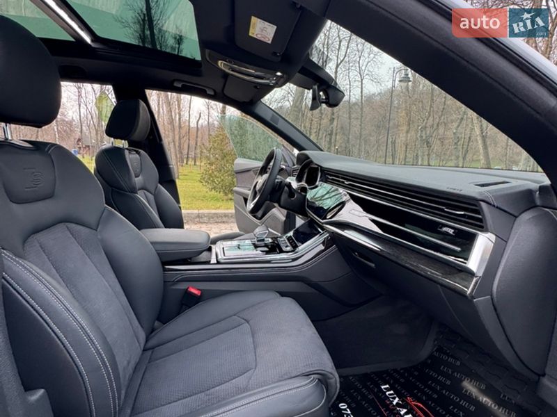 Внедорожник / Кроссовер Audi Q8 2023 в Киеве фото 50 Внедорожник / Кроссовер Audi Q8 2023 в Киеве