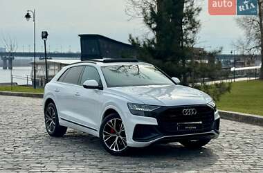 Позашляховик / Кросовер Audi Q8 2023 в Києві
