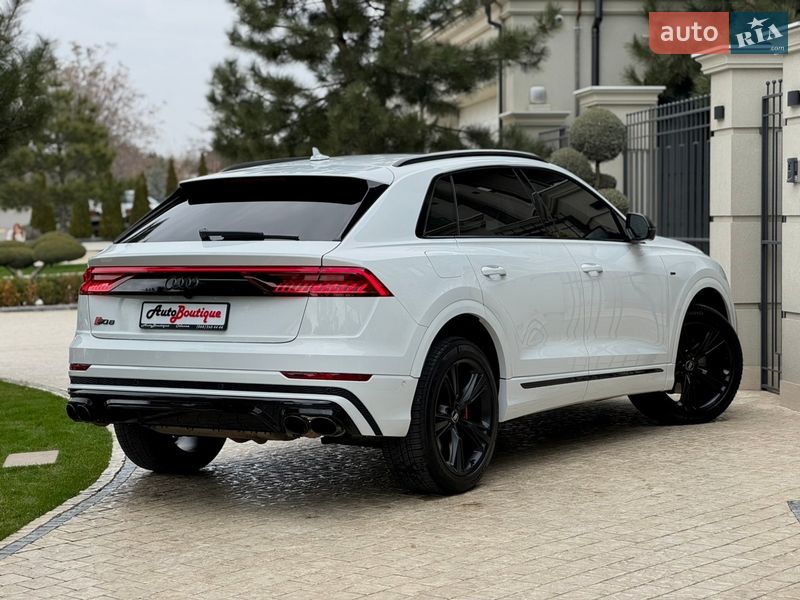 Позашляховик / Кросовер Audi Q8 2019 в Одесі