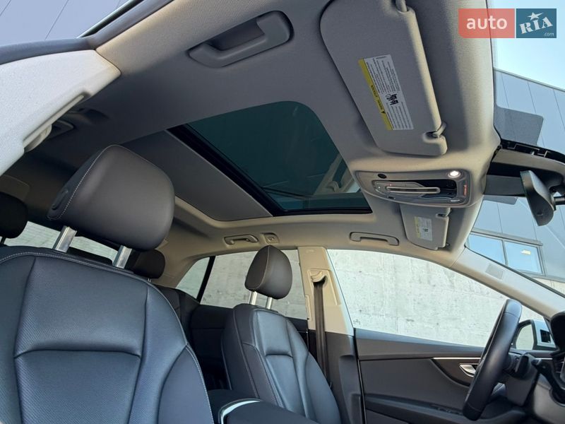 Внедорожник / Кроссовер Audi Q8 2022 в Киеве