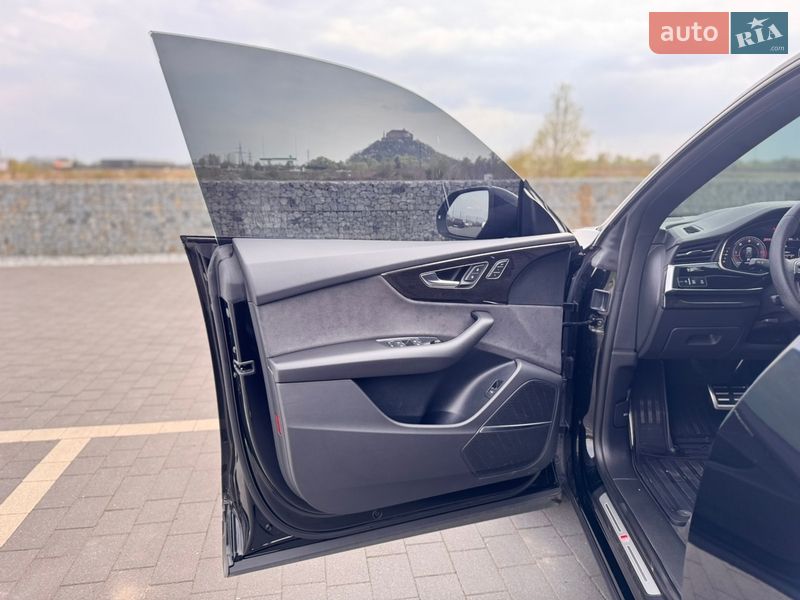 Позашляховик / Кросовер Audi Q8 2023 в Мукачевому фото 61 Позашляховик / Кросовер Audi Q8 2023 в Мукачевому