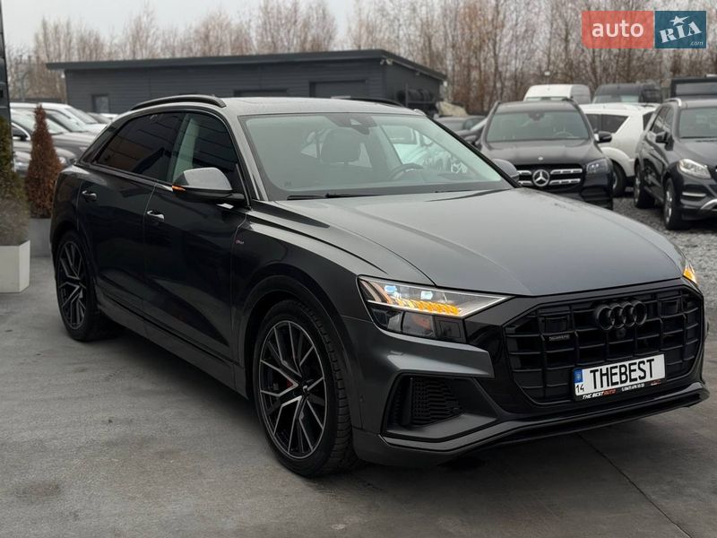 Позашляховик / Кросовер Audi Q8 2019 в Рівному
