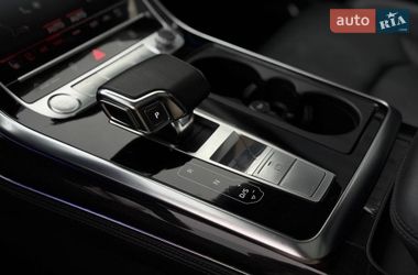 Позашляховик / Кросовер Audi Q8 2019 в Рівному
