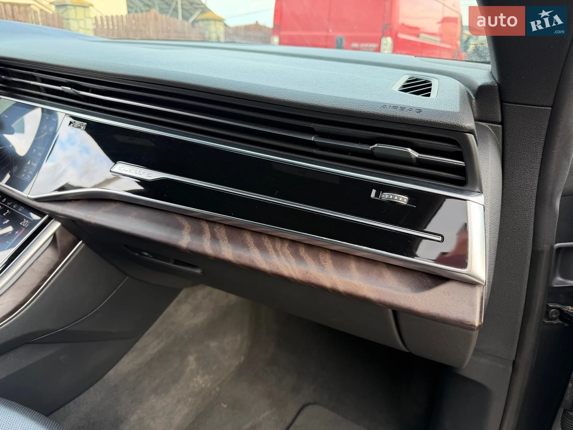 2018 Audi Q8 - мініатюра 28