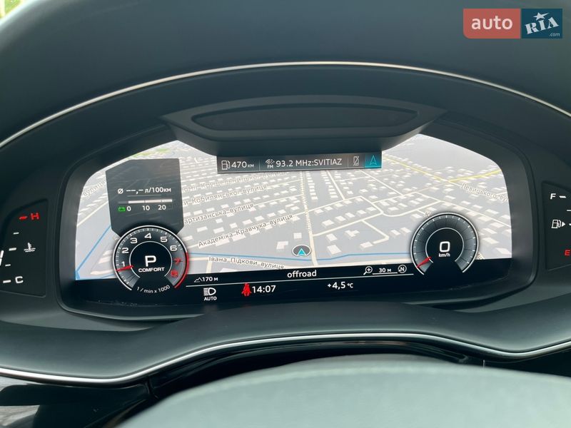 Позашляховик / Кросовер Audi Q8 2019 в Ковелі